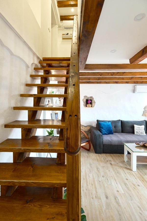 Stone House Biskup *